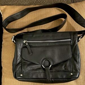 Great American leather works cross body purse-black